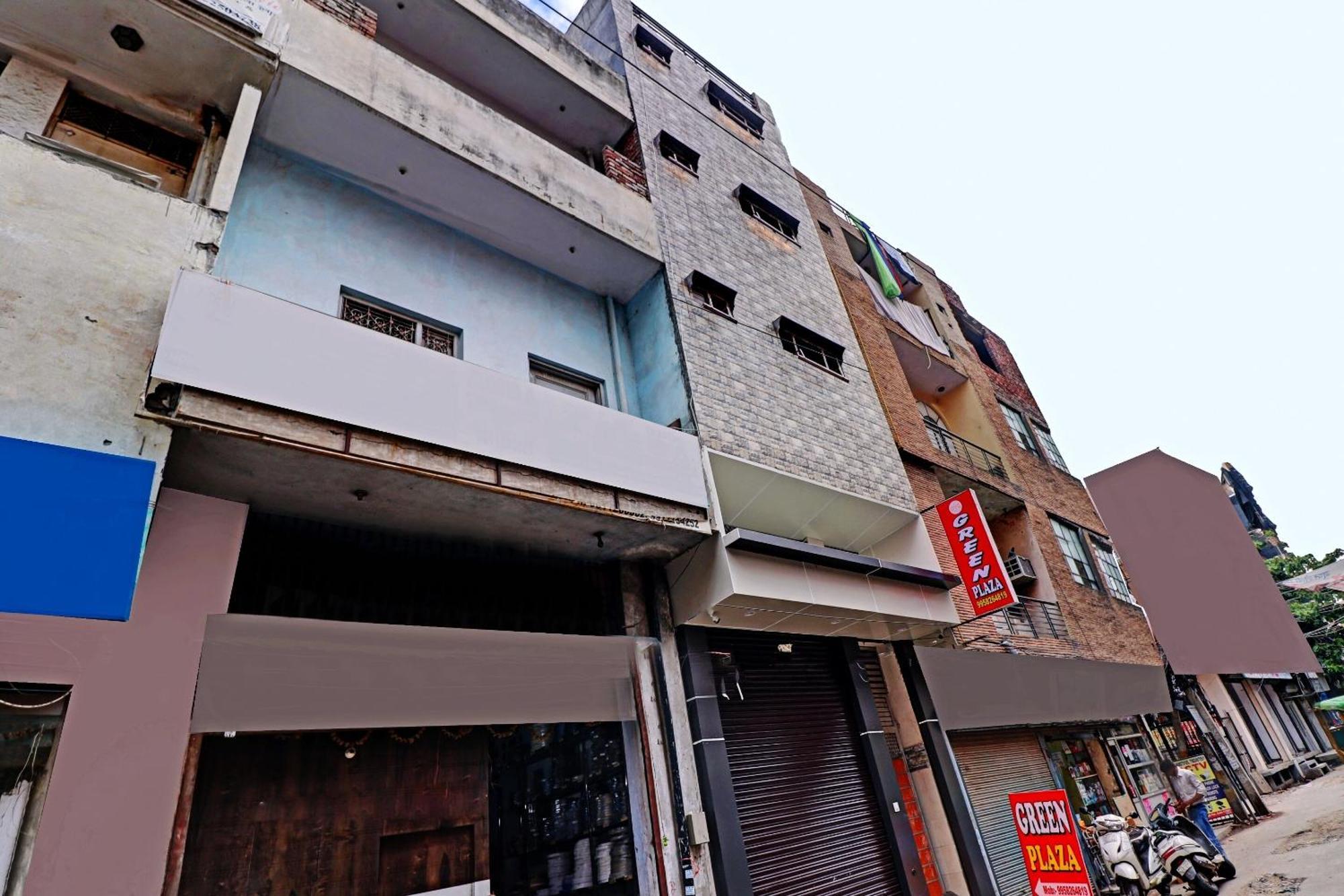 Hotel O Green Palace Near Jagatpuri Nova Deli Exterior foto